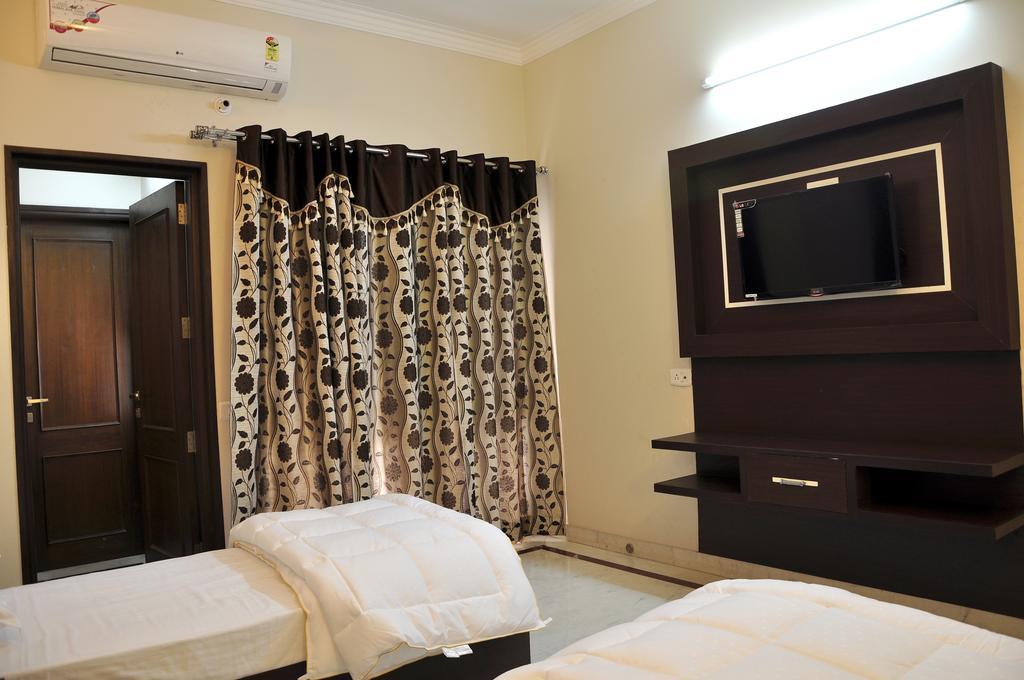 Mohini Home Stay Agra  Exterior photo